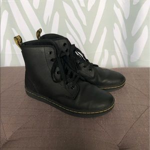 Dr. martens shoreditch shoes